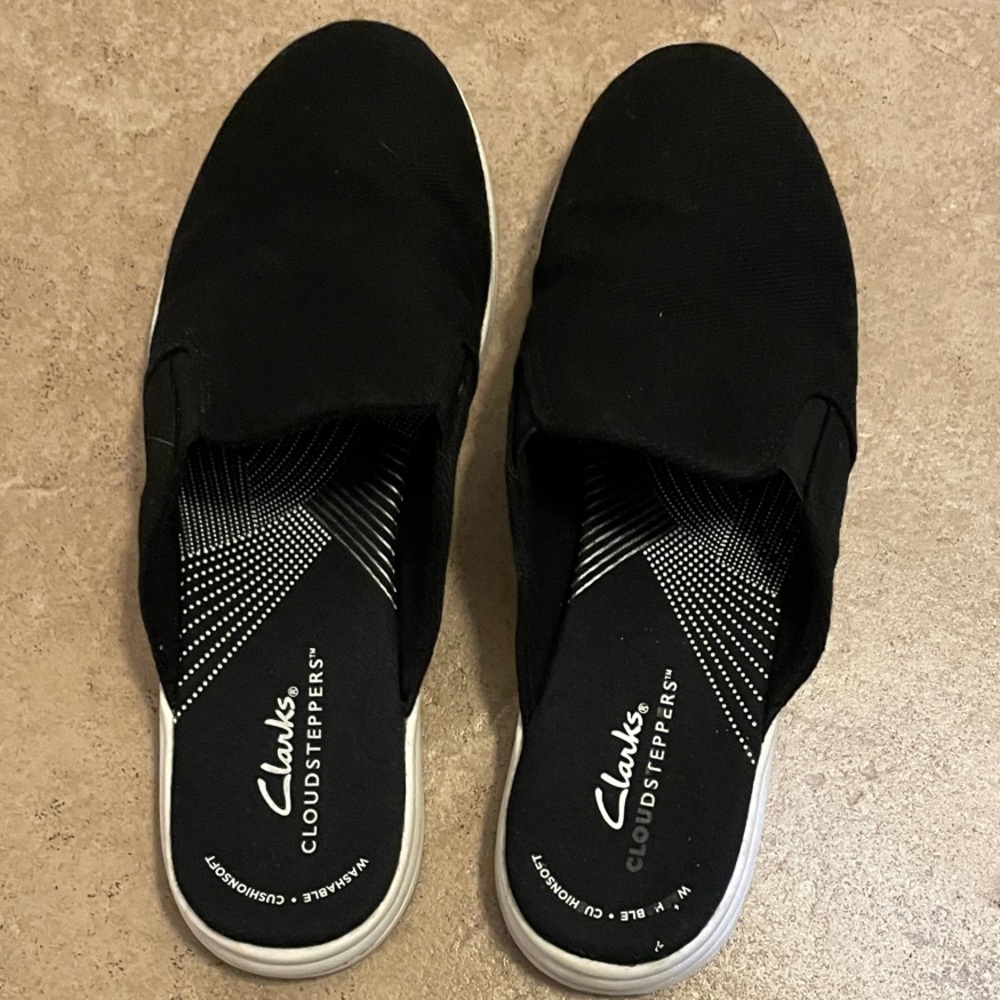 Clarks Cloudsteppers Navy Women's Loafers